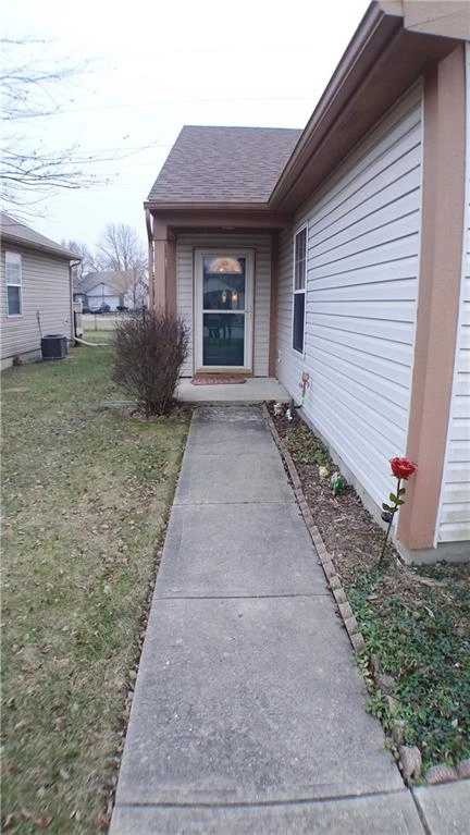 Photo of 10833 Tealpoint Drive, Indianapolis, IN 46229