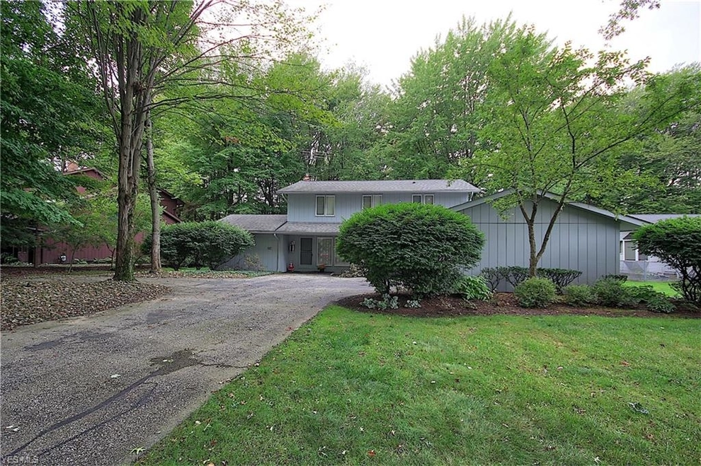 Photo of 3980 East Meadow Lane, Chagrin Falls, OH 44022