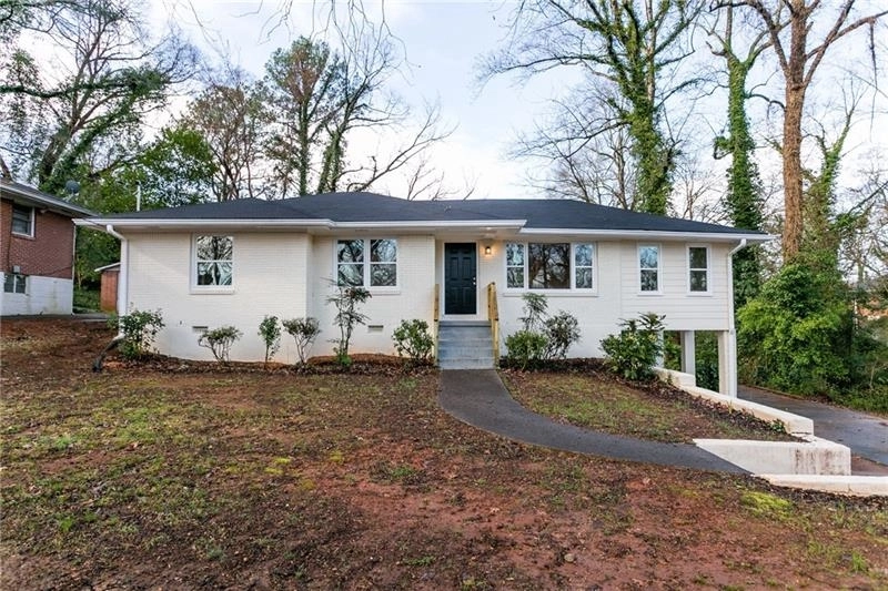 Photo of 2219 Holly Hill Drive, Decatur, GA 30032