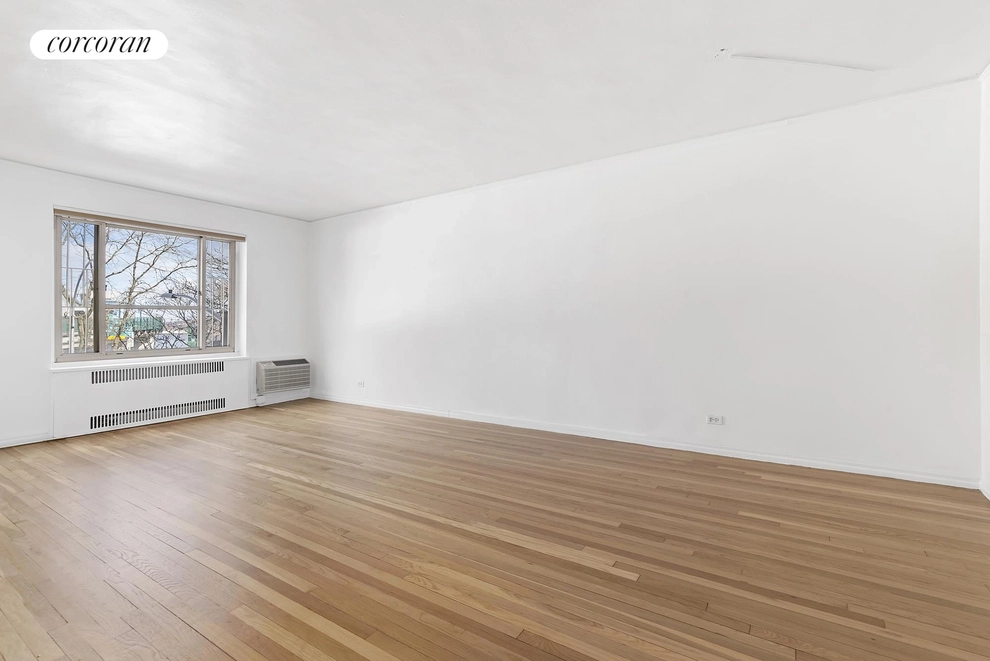Unit for sale at 520 E 90TH Street, Manhattan, NY 10128