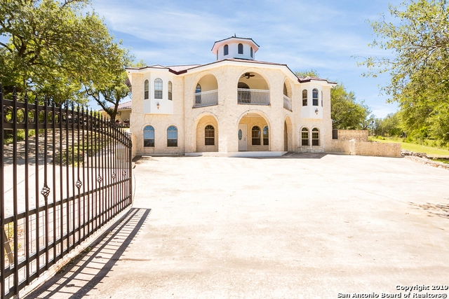 Photo of 20124 High Bluff Road, Helotes, TX 78023
