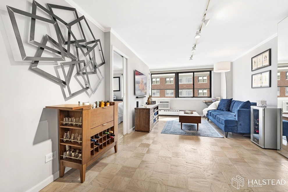 Unit for sale at 16 W 16TH Street, Manhattan, NY 10011