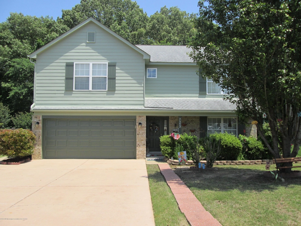 Photo of 7352 Fox Creek Drive, Olive Branch, MS 38654