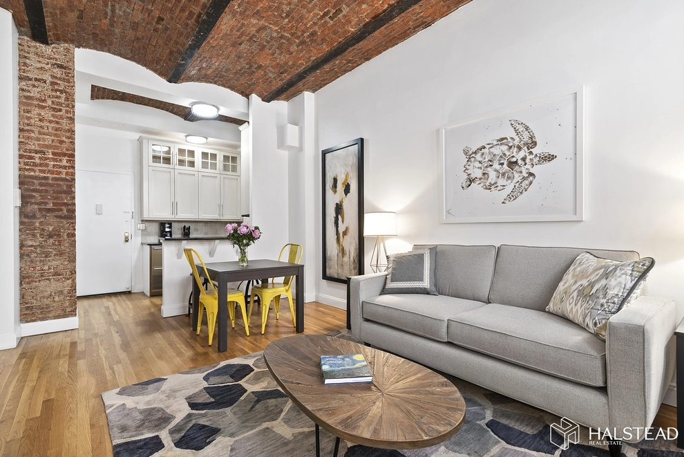 Unit for sale at 9 BARROW Street, Manhattan, NY 10014