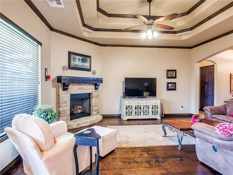 Photo of 2241 Timber Crossing, Mustang, OK 73064