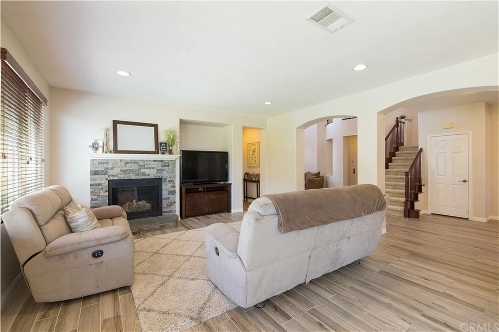 Photo of 31873 Willow Wood Court, Lake Elsinore, CA 92532