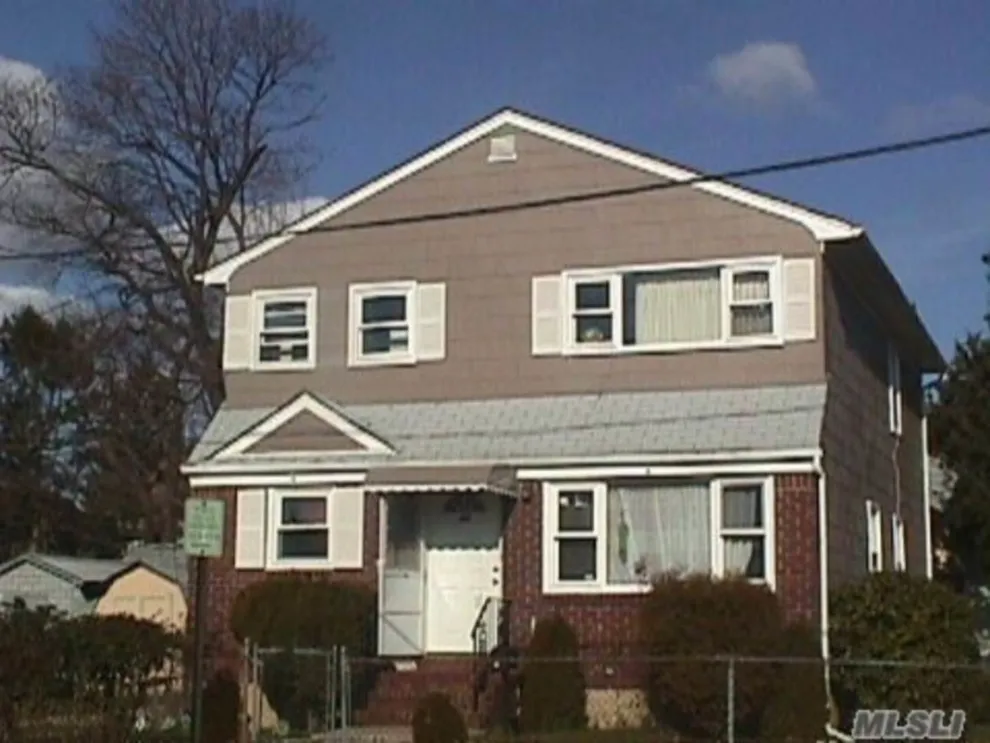 Photo of 45 Miller Place, Hempstead, NY 11550