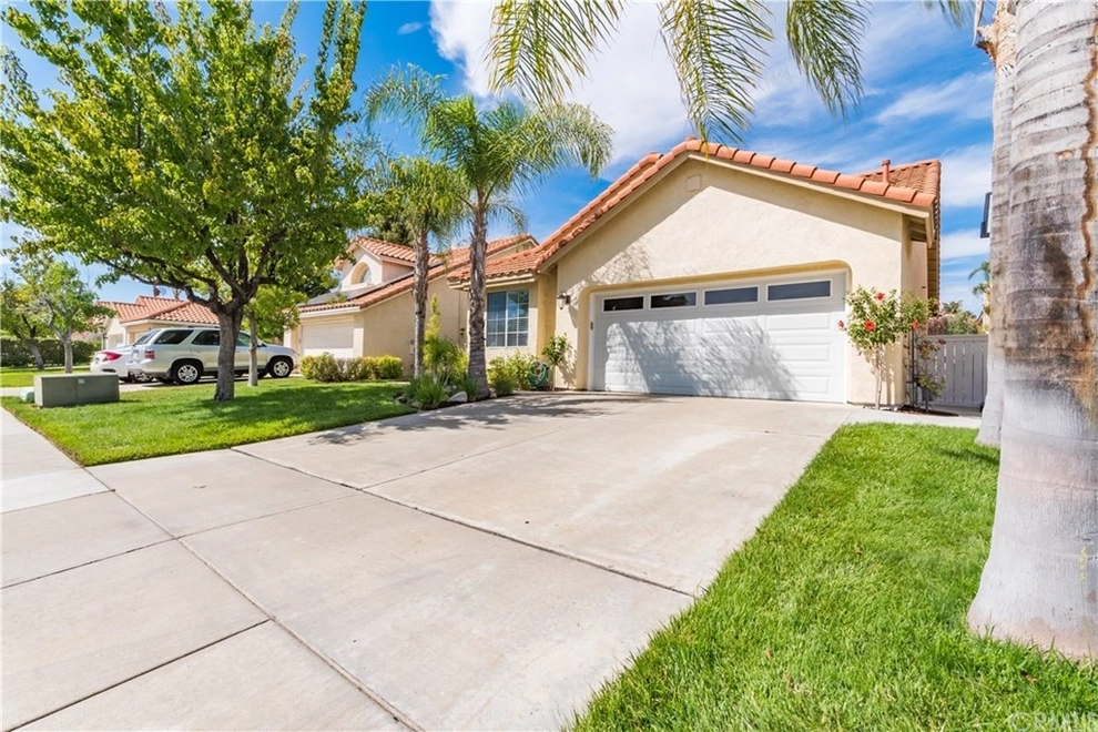 Photo of 27480 Swallow Court, Temecula, CA 92591