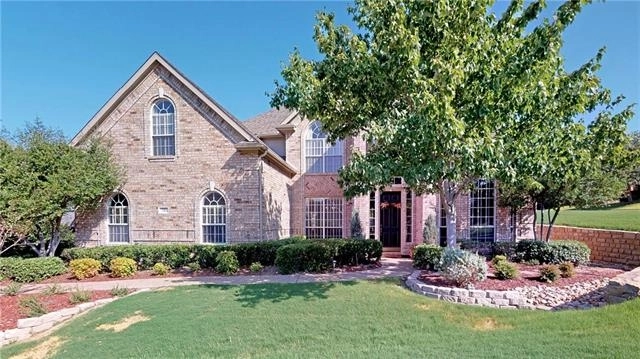 Photo of 721 Country Glen Court, Lewisville, TX 75077