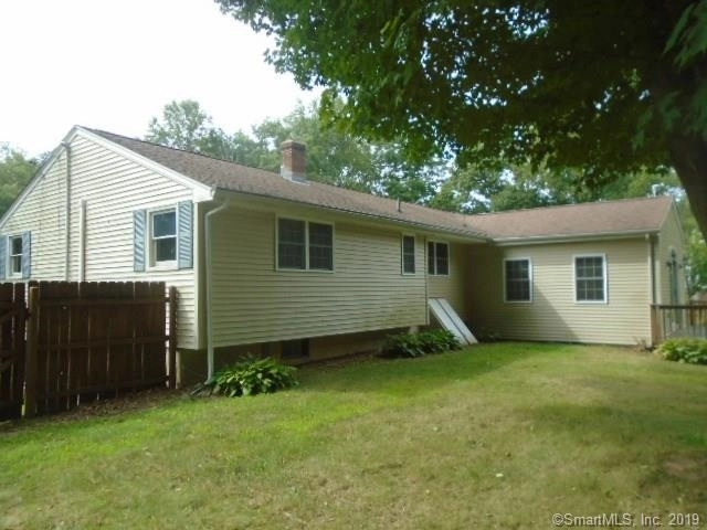 Photo of 14 South Cobblers Court, Niantic, CT 06357