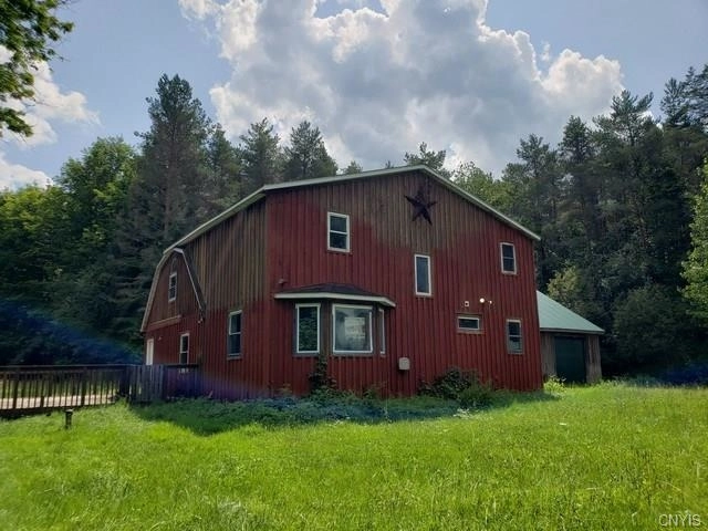Photo of 8290 Number 2nd Road East, Manlius, NY 13104