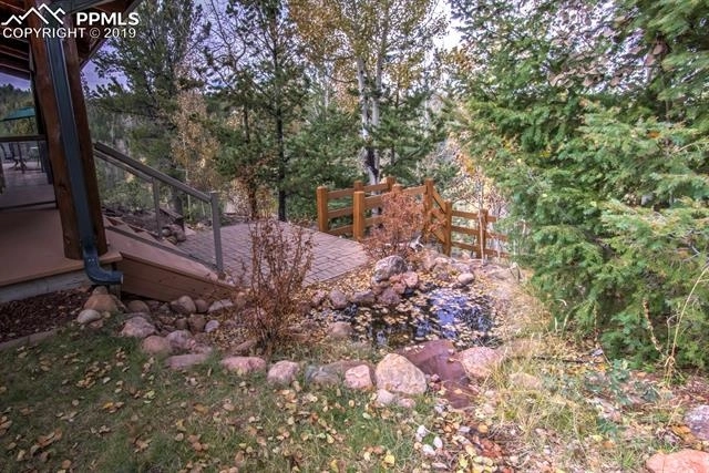 Photo of 528 Mohawk Heights, Florissant, CO 80816