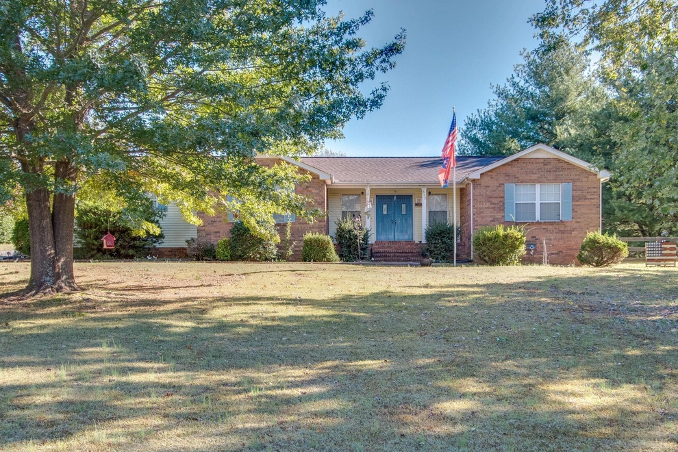 Photo of 312 Tyree Springs Road South, White House, TN 37188
