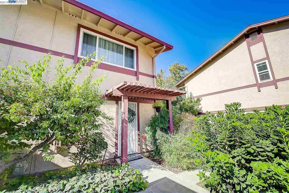 Photo of 1511 Parkwood Place, Concord, CA 94521