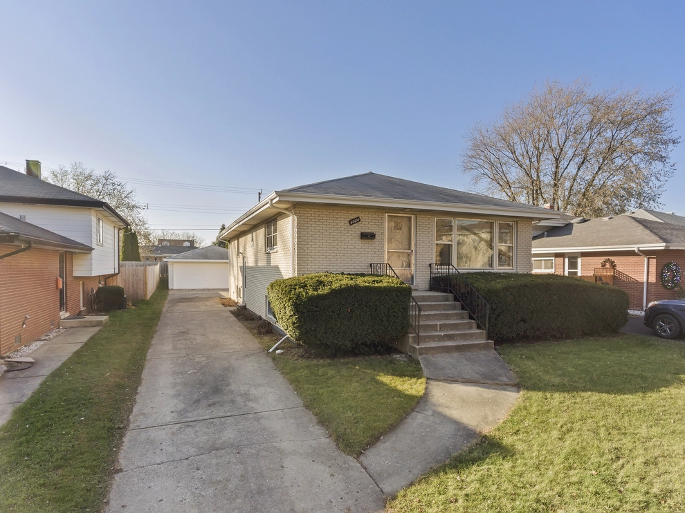 Photo of 4606 Forest Avenue, Brookfield, IL 60513