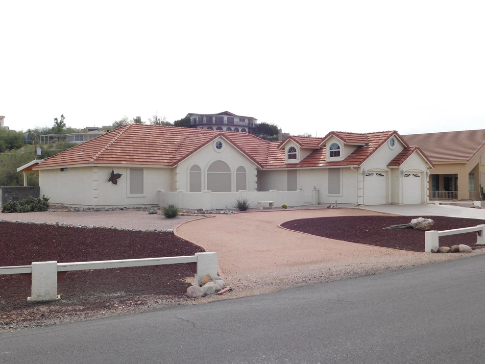 Photo of 909 East Queen Valley Drive, Gold Canyon, AZ 85118
