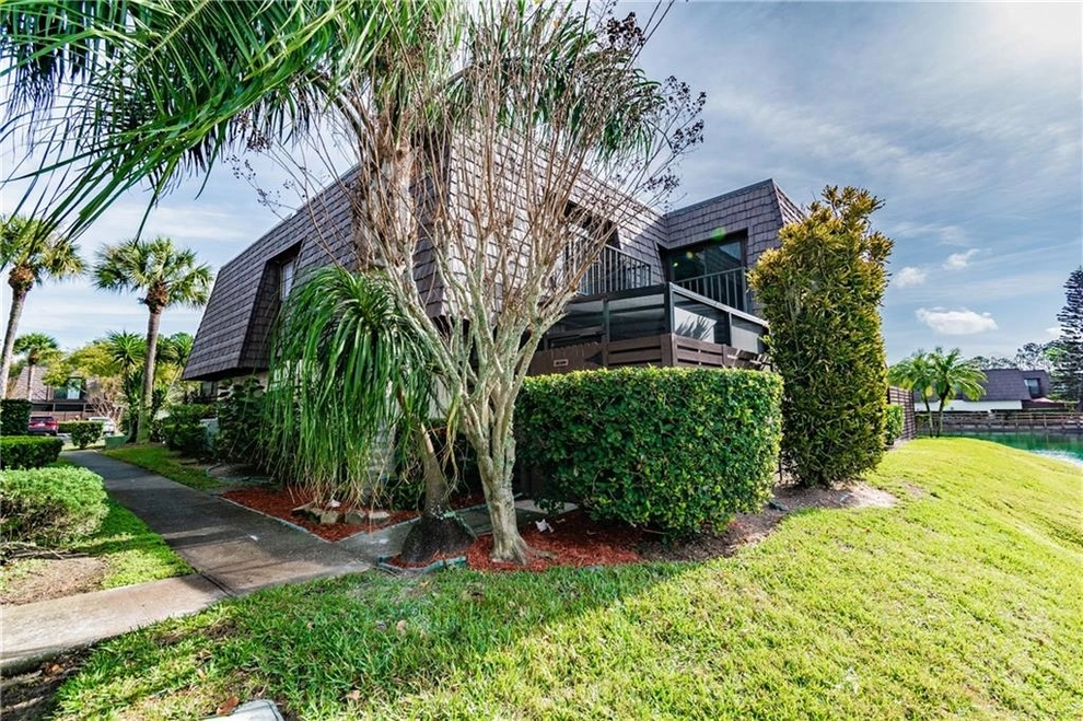 Photo of 15416 East Pond Woods Drive, Tampa, FL 33618