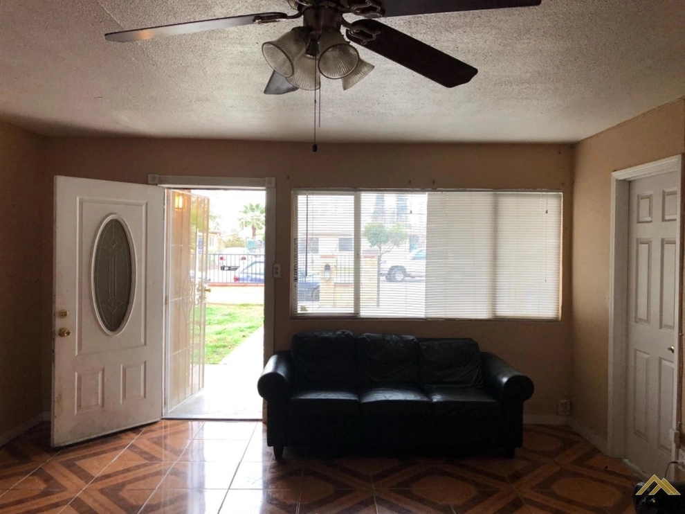 Photo of 820 Cannon, Bakersfield, CA 93307