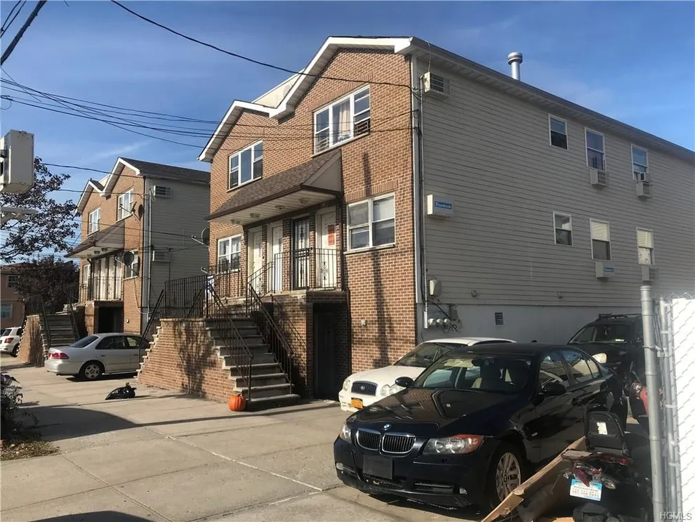 Unit for sale at 1907 Arnow Avenue, Bronx, NY 10469-3306