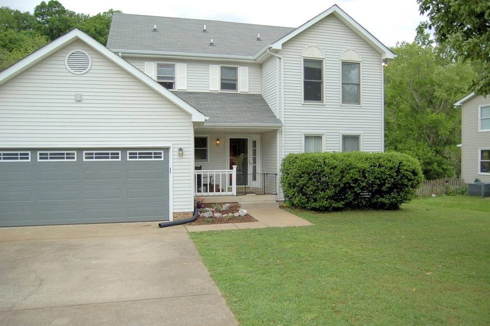 Photo of 3412 Clearwater Drive, Clarksville, TN 37042