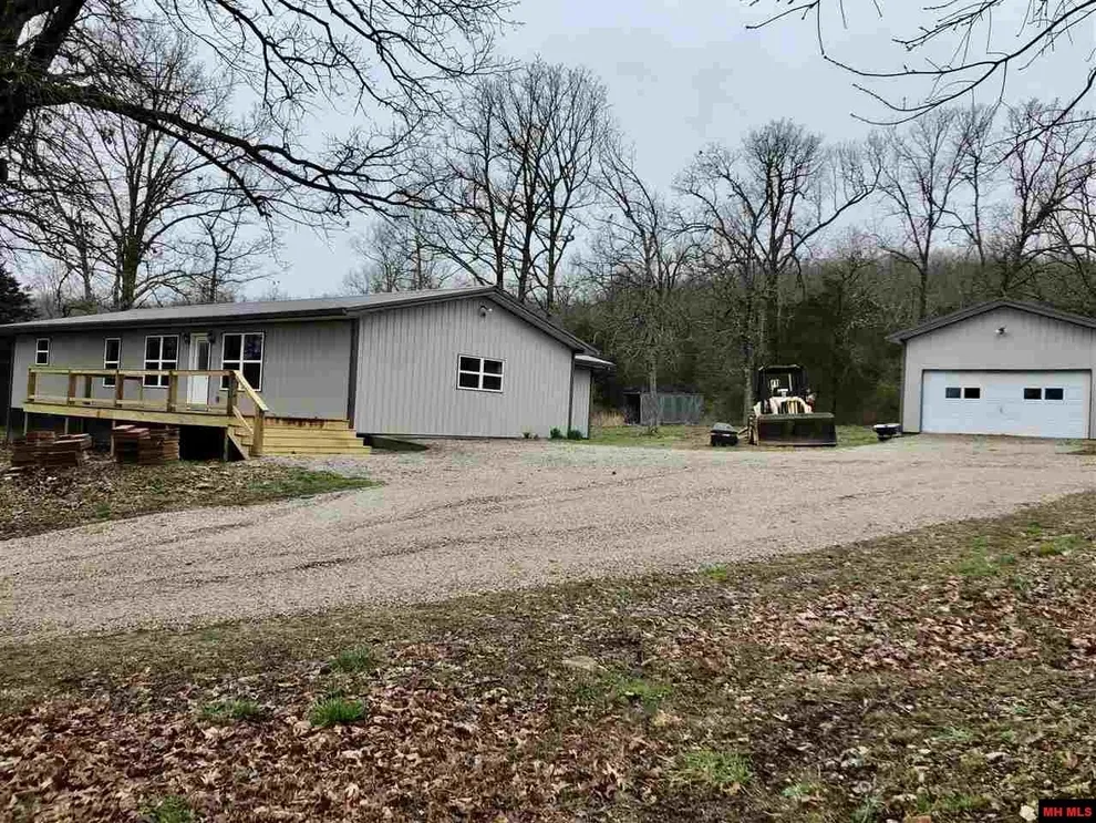 Photo of 753 County Rd 56, Mountain Home, AR 72653
